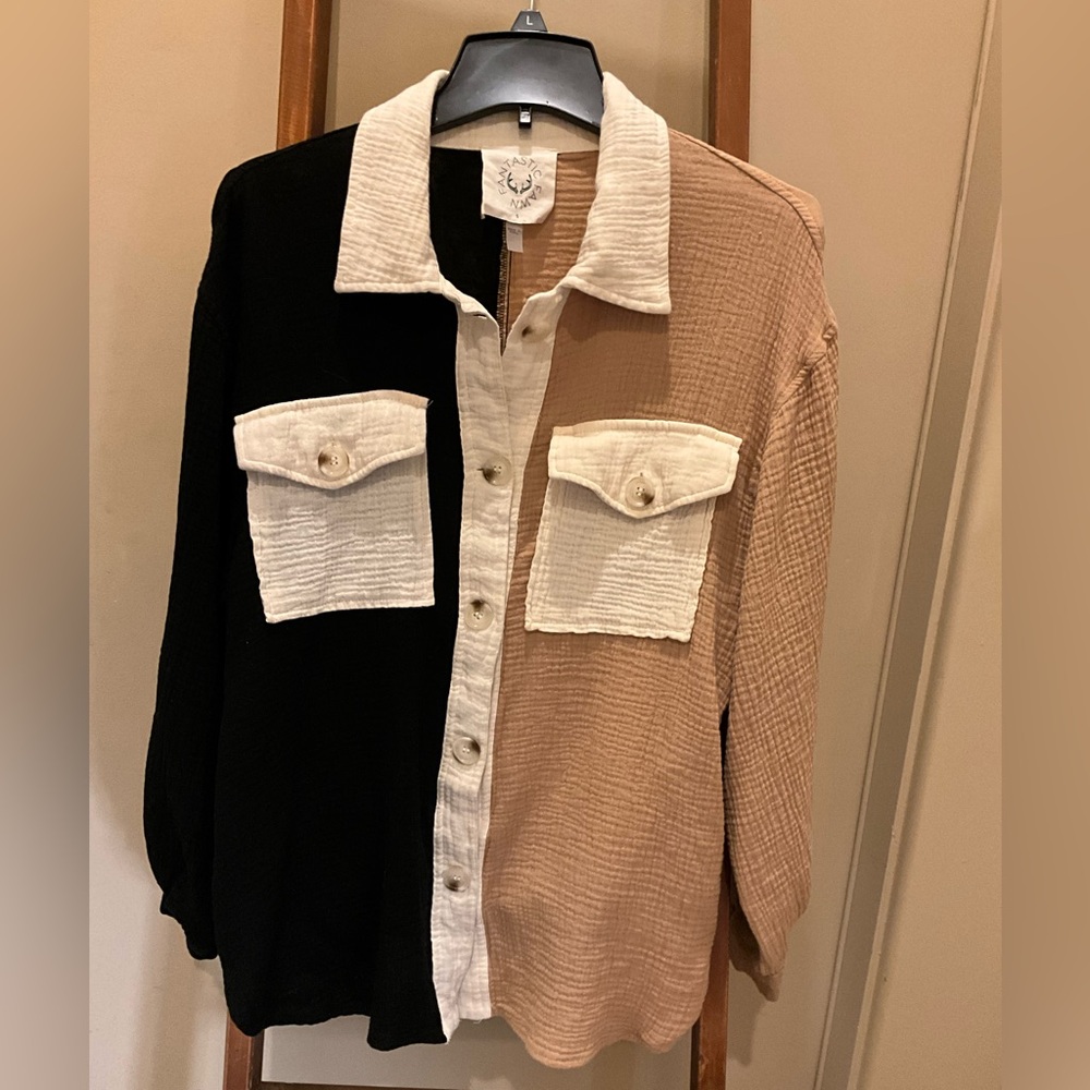 Fantastic Fawn long sleeve blouse Size Small